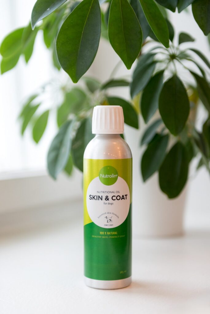 Nutrolin® SKIN & COAT för hundens hud och päls
