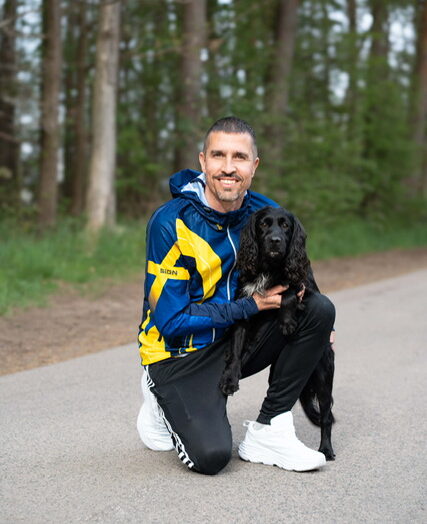 Jouni Orenius väljer Nutrolin® SPORT för att stödja sina aktiva agilityhundar